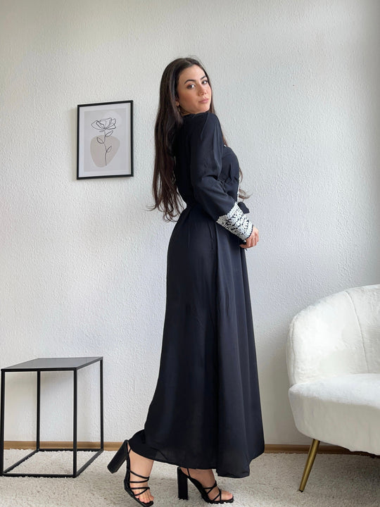 Romy™️ Langes Kleid mit Stickerei